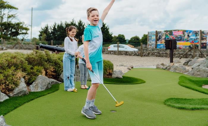 Adventure Golf